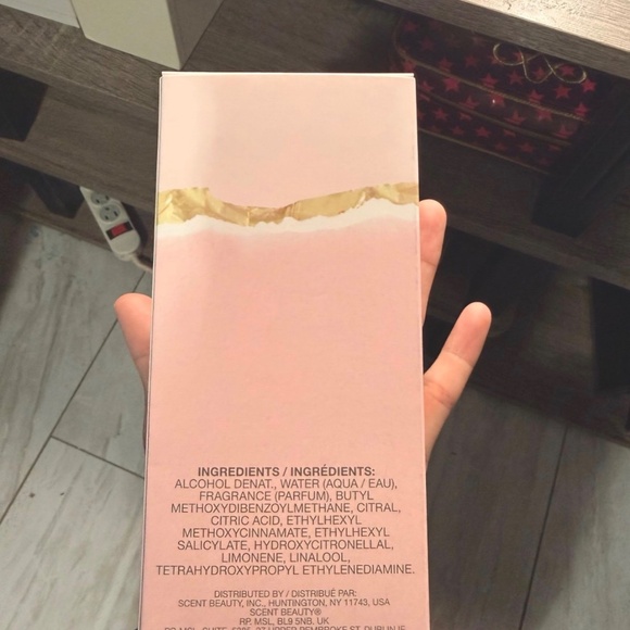 Sabrina Carpenter Perfume - Picture 2 of 2